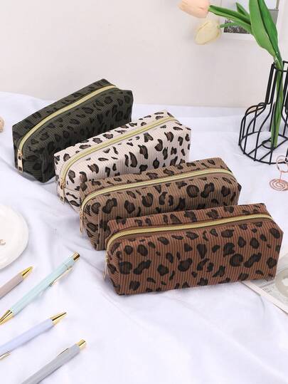 Bộ 4 hộp bút bằng vải nhung kẻ in họa tiết da báo, có khóa kéo nylon và lớp lót polyester bền chắc, hộp đựng văn phòng phẩm để bàn có thể tái sử dụng dành cho thanh thiếu niên, túi đựng đồ đa năng cho trường học/văn phòng/du lịch, túi đựng đồ trang điểm và đồ dùng đi làm di động, đồ dùng cần thiết cho năm học mới, món quà lý tưởng cho Ngày Valentine, Lễ Tạ ơn, Sinh nhật, Ngày lễ.