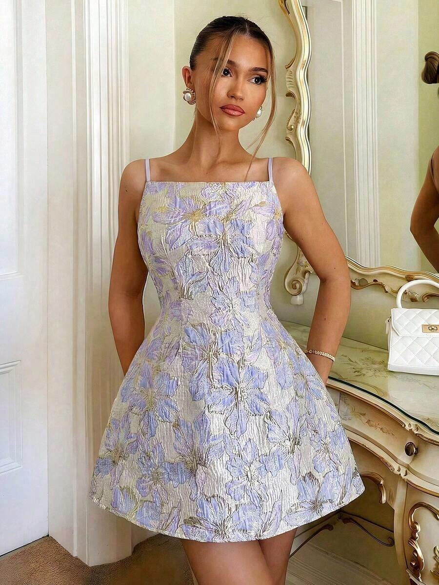 Vestido corto elegante francés con estampado floral 3D en relieve, cuello cuadrado y espalda descubierta, ideal para fiestas, eventos y meriendas de primavera y verano - Morado - Ver 1