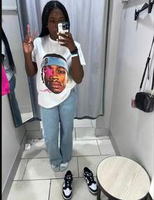Unisex Graphic T-Shirts, 220g Cotton, Crew Neck, Short Sleeve, Loose Fit Basketball Icon AI Pink Star T-Shirt, Oversized, Graphic Print, Streetwear Style, Y2K, Funny, Christmas Gift T-Shirt, Meme, For Kids, Vintage Band Fan Favorite Merchandise, Clothing For Music Icon Fans. - 青少年 XS 碼(22.16 新加坡元) - 查看 4