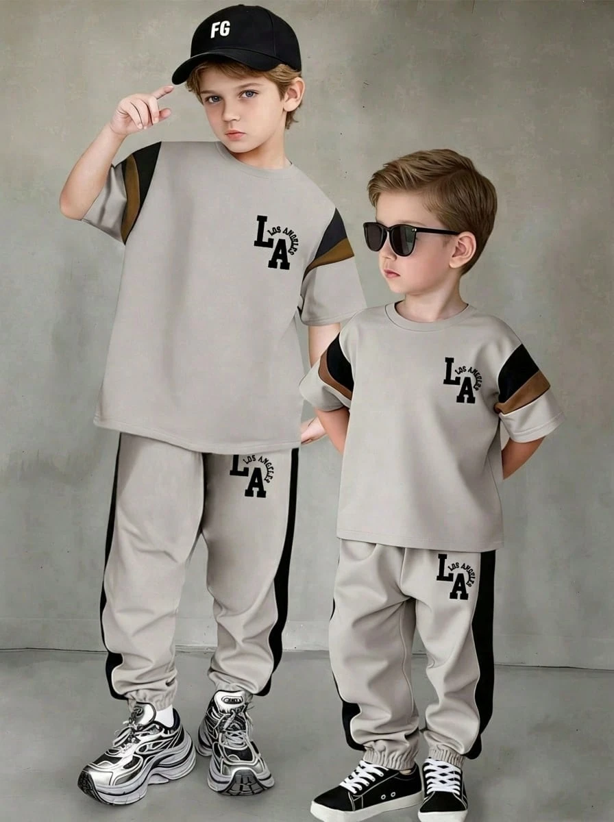 Young Boy Cartoon Print Round Neck Short Sleeve Top And Pants Set - Grey - View 1