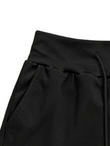 1 chiếc quần short nữ cạp cao, lưng thun, có túi bên hông, quần short thể thao thoải mái, phù hợp cho các hoạt động ngoài trời, chạy bộ, du lịch, tập luyện và mặc thường ngày. - màu đen - Xem 5