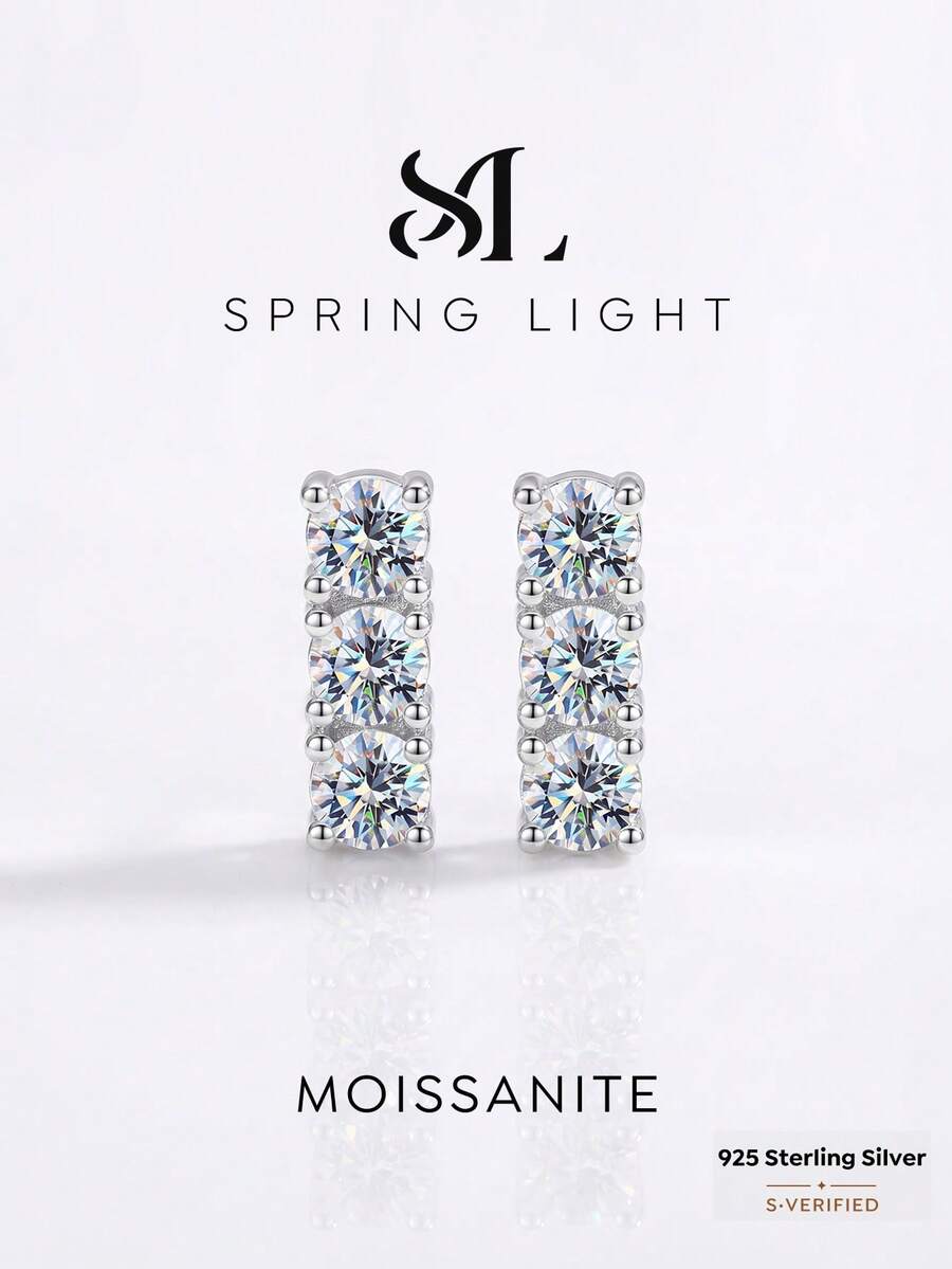 一对0.1克拉三石扭曲莫桑石925纯银耳环，优雅迷人，适合订婚、结婚、闺蜜生日、周年纪念日和新娘婚礼珠宝。 - 一字莫桑耳釘 - 查看 1