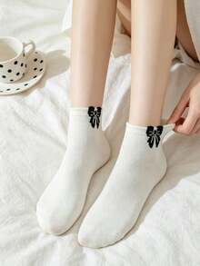1/5 Pairs Random Black & White Bow Knot Breathable Cute Sweet Short Socks, Suitable For Daily Commute Outfit, Spring/Summer - Multicolor - View 3