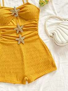 Mono de mujer con decoración de estrella de mar hueca, adecuado para fiesta y uso en casa - Amarillo - Ver 6