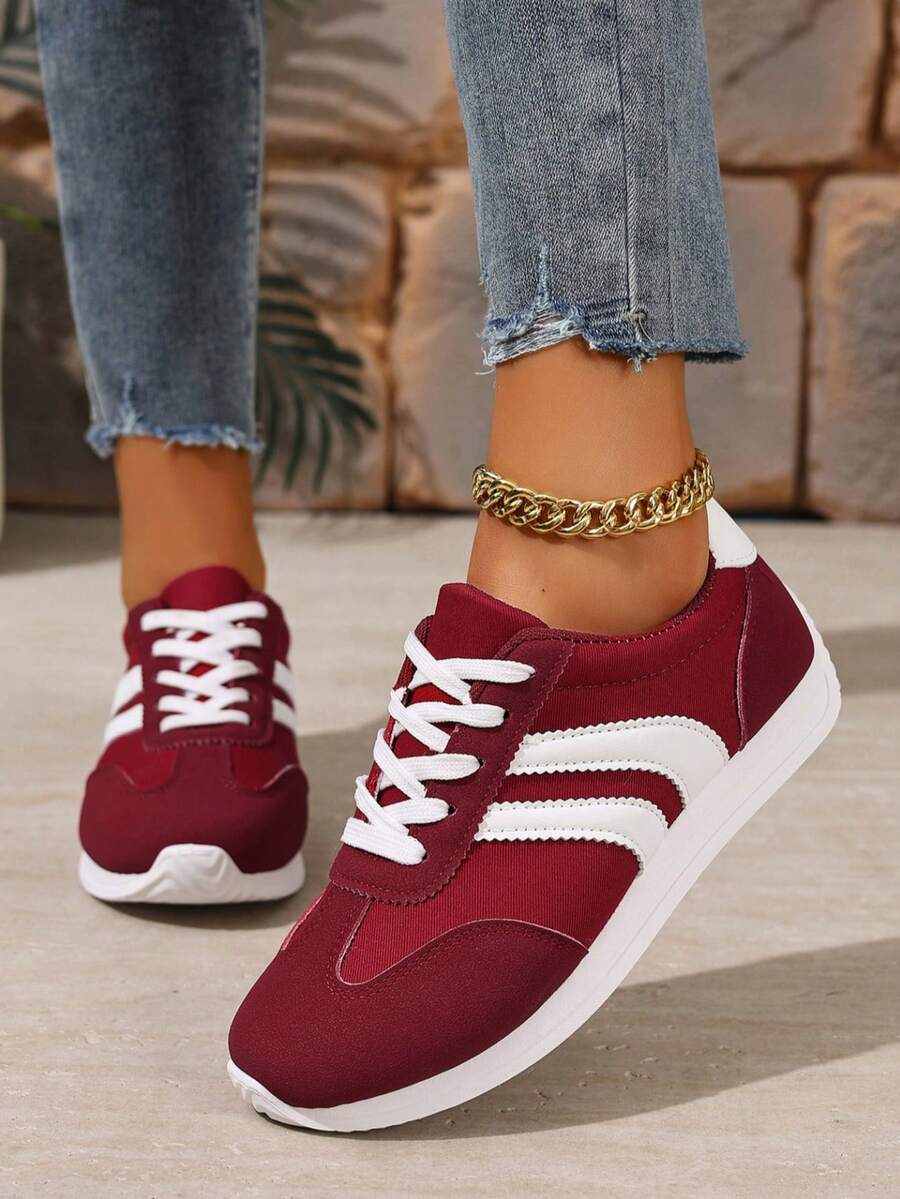 1 双女式轻便休闲运动鞋，平底系带舒适步行鞋