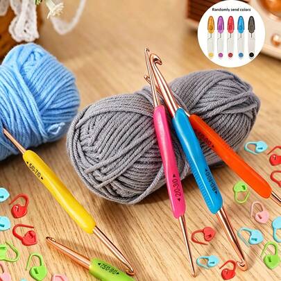 Bộ dụng cụ đan/móc thủ công gồm 5 kim móc hai đầu cán mềm + 50 kim đánh dấu mũi + 1 kéo.