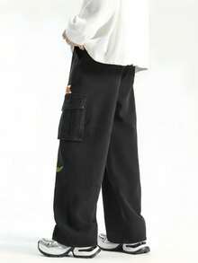 黑色工装裤，美国涂鸦印花，大口袋，直筒裤型，休闲宽松牛仔裤，适合青少年、学生和儿童。 - 黑色 - 查看 2