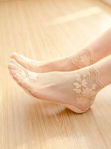 1/5/10 Pairs Women Lolita Style Invisible Lace Thin Non-Slip Shallow Mouth Transparent Maple Leaf Pattern Socks - Multicolor - View 4