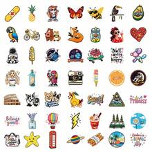 TOOUEE 200 pezzi Adesivi mini carini a tema misto di animali, cibo e frutta. Adesivi in vinile impermeabili. Adesivi per borracce, skateboard, quaderni e laptop. Decorazioni creative e durevoli, adatti come gadget per feste, Natale, Capodanno e compleanni - Multicolore - Visualizzare 12
