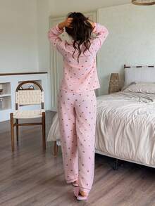 女士两件套睡衣套装，樱桃印花长袖翻领上衣和长裤，四季皆宜的女士家居睡衣 - 粉色 - 查看 2