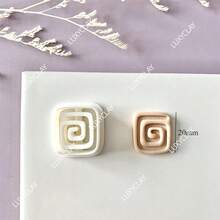 Khuôn cắt khuyên tai bằng đất sét hình biểu tượng độc đáo, lạ mắt, dùng để làm mặt dây chuyền trang sức thủ công. Dụng cụ cắt thủ công. - trắng - Xem 11