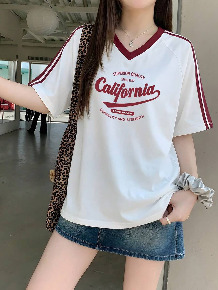 JUTUQU Summer Abstract Font Print Color Block Striped Short Sleeve V-Neck Loose Knit White Women's T-Shirt, College Style Top, Casual Vacation - 2A41 White and Red - KJ0347 - View 1
