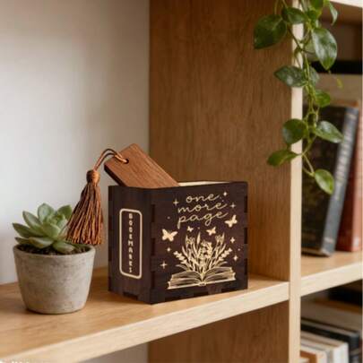 1 cái chặn sách kiêm hộp đựng đồ bằng gỗ - Chủ đề sách nhiều màu sắc, phù hợp với giá sách, quà tặng ngày lễ cho người yêu sách.