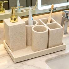 Bộ phụ kiện phòng tắm, Bộ tủ lavabo họa tiết đá sa thạch, Bình đựng xà phòng cầm tay, Cốc đựng xà phòng, Khay đựng xà phòng, Khay đựng bàn chải đánh răng - màu cát - Xem 3