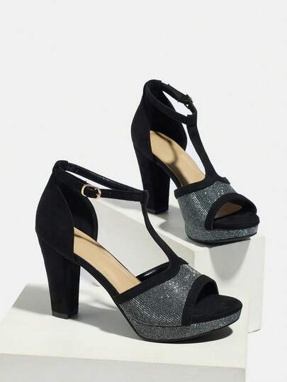 Giày sandal cao gót nữ, kín gót và hở mũi, thiết kế miệng cá bắt mắt, họa tiết kẻ caro, kiểu dáng tối giản, thoải mái, đa năng, màu đen, mũi tròn, đế dày, quai cài mắt cá chân, gót vuông, phù hợp cho tiệc tùng, tiệc chiêu đãi, kỳ nghỉ, công sở, hẹn hò, thời trang hàng ngày, thanh lịch.
