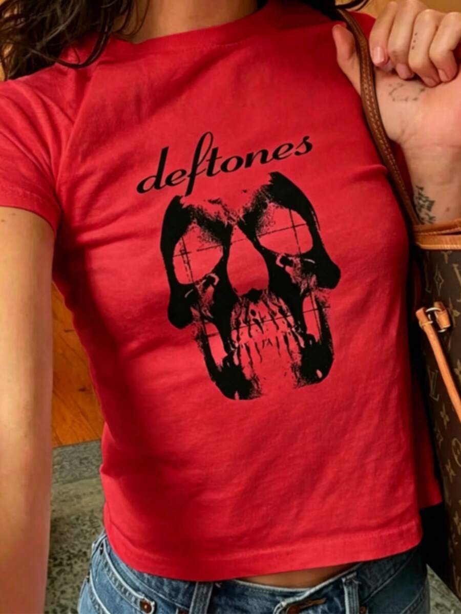 Women's Casual Neck Cropped T-Shirt Skull Around The Fur - Vintage Graphic Tee, Grunge Streetwear Aesthetic, Y2K Nu-Metal Tee - 紅色 - 查看 1
