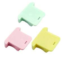 磁性缝纫导引器 - 防滑布料保护器，由强力磁铁和耐用塑料制成，可实现精准缝纫。 - 彩色 - 查看 12