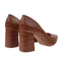 Women's High-Heeled Pump Shoe With A Chunky Crocodile-Embossed Heel And An 8 Cm Heel. - màu nâu - Xem 6