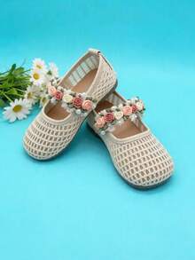 3-12 Years Old Girls 1 Pair Cream & Apricot Hollow Mesh 3D Floral Cluster Pearl Decor Breathable Non-Slip Soft Bottom Mary Jane Princess Flat Shoes, Pastoral Fairy Style Best Seller For Spring/Summer Outdoor Matching - Beige - View 10