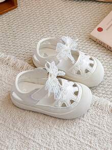Soft White Hollow Floral Hook And Loop Sandals For Girls, Princess Style, Breathable Closed Toe Design, Lightweight Soft Sole For Comfortable Wear - Beige - View 2