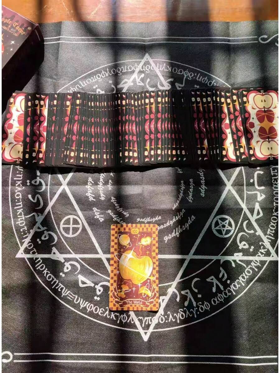Authentic Apple Tarot Cards - Pan's Labyrinth Tarot Deck, Filled With Festive Atmosphere And Ritual, Ideal Gift For Friends, Suitable For Anniversary, Birthday, Valentine's Day, Christmas And Other Occasions - Black - View 1