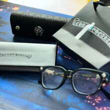 ChromeHeart - The Must-Have Choice For Workplace Elites And Street Fashion Trendsetters - Stylish Anti-Glare And Dust-Proof Glasses, A Universal Fashion Accessory For Both Men And Women. Clear And Durable, Suitable For All Seasons. Cycling Glasses. Sports Glasses. Suitable As A Gift.Suitable For Wearing Throughout The Four Seasons - Black - View 2