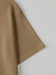 GRDR 夏季复古华夫格套装，男士休闲简约通勤白色圆领短袖抽绳短裤两件套 - 卡其色 - 查看 4