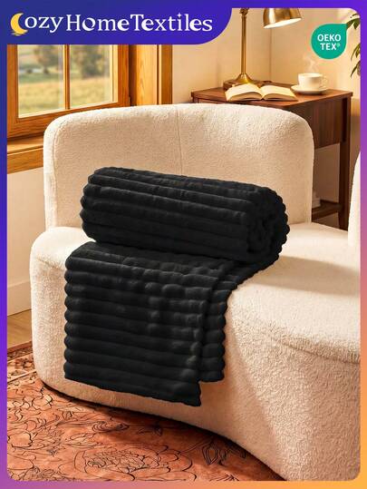 بطانية مخملية مضلعة قطعة واحدة - ديكور غرفة مثالي، بطانية فاخرة ذات لون واحد، فائقة اللين، يمكن استخدامها كرمية سرير ومنشفة بطانية، خفيفة الوزن ومريحة، سهلة العناية، بطانية فرو ناعمة بسيطة، منسوجات منزلية، بطانية سوداء، رمية متعددة الأغراض، مناسبة للأريكة والغرفة والصالة المعيشية، بطانية جميلة، مناسبة لجميع المواسم، بطانية، معتمدة من Oeko-Tex