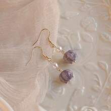 1 par de pendientes vintage delicados con gota de flor de vidrio púrpura y perla, adecuados para uso diario, regalo - Ganchos para pendientes con forma de tulipán de color morado claro - Ver 1