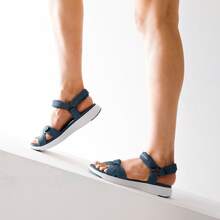 Women Outdoor Sport Sandals Athletic Hiking Flat Sandals Summer Hook Loop Comfortable Quick Drying Water Sandals Shoes - 藏蓝色 - 查看 9