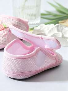 1 Pair Breathable Hollow Mesh Toddler Sandals, Closed Toe Protection, Convenient Hook And Loop Closure, Suitable For Early Walking Infants And Toddlers - Pink - View 6