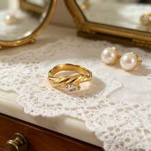 1枚不对称不锈钢锆石闭口戒指，简约优雅设计，适合日常佩戴 - 金色 - 查看 4