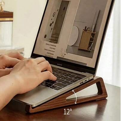 Giá đỡ laptop bằng gỗ gấp gọn, di động - Điều chỉnh góc độ tiện dụng (12°), thiết kế thông gió, khay gỗ hình tam giác phù hợp cho máy tính bảng và laptop mini, thiết kế nhỏ gọn, bề mặt vân gỗ tự nhiên.
