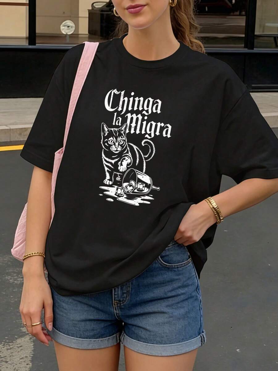 Camiseta Negra con Gato y Texto Chinga la Migra para Mujer Estilo Casual - Negro - Ver 1