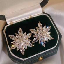 2 Pieces Set Of Sparkling Artificial Crystal Decorated Flower Earrings, Bohemian Style Fashion Gift, Suitable For Girls, Christmas Royal Elegance Choice - Multicolor - View 1