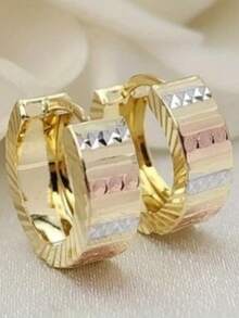 一对时尚简约金色圆形耳环，精致手工铜质首饰，适合女性日常佩戴，是送给她的高雅礼物。 - 金色 - 查看 1