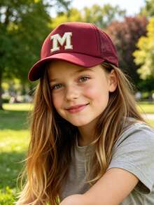1 Stück Kinder 26 Buchstaben LKW Fahrer Kappe, atmungsaktive Mesh Casual Outdoor Alltagsmütze für Mädchen - Bordeaux - Übersicht 3