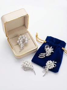 Broches fleuries de perles à la mode - épingles de revers élégantes pour femmes, accessoires de bijoux unisexes pour les fêtes décontractées / cadeaux pour amis, décorations - fleur de perle - Voir 2