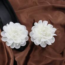 2pcs Camellia Tulle Crystal Detachable Shoe Clips, Multi-Layer Floral Pearl Rhinestone Bridal Wedding Shoes Decor, Elegant Removable Shoe Accessory For High Heels - Beige - View 2
