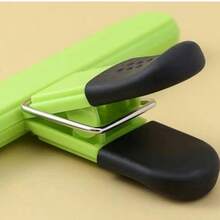 Colorful Multi-Purpose Sealing Clips, Food Bag Clips, Kitchen Seasoning Bag Clips - 3-piece Set (1 Large + 2 Small) - View 4