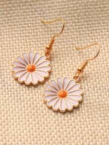 1 Đôi bông tai hình hoa cúc trắng, thích hợp để đeo hàng ngày. - trắng - Xem 3