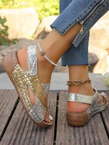 Sandal Selop Wanita Motif Bunga Bordir, Hak Wedges Empuk yang Nyaman, Sol Poliuretan yang Bernapas, Berbagai Motif, Sepatu Pantai, Sepatu Musim Panas - Emas dan perak - View 9