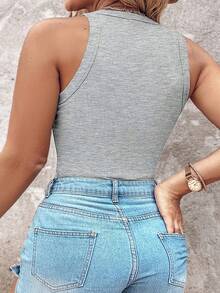 Top ajustado sin mangas de canalé para tallas grandes - Gris - Ver 4
