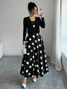 女士波点吊带连衣裙，系带腰身，喇叭裙摆，搭配针织开衫，波西米亚风印花，适合夏季度假和春季穿着。 - 黑與白 - 查看 2