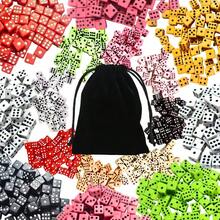 100 piezas Juego de dados rojos de 8 mm de seis caras, dados cuadrados con una bolsa de almacenamiento negra, para juegos de mesa, manualidades DIY y juegos de fiesta - Rojo 100 unidades - Ver 1