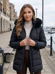 Women's Puffer Jacket With Faux Fur Lining For Winter With Hood - màu đen - Xem 1