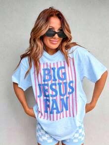 Camiseta con Estampado de Gran Figura de Jesús - Corte Holgado - Estilo Relajado y Cómodo - Azul claro - Ver 6