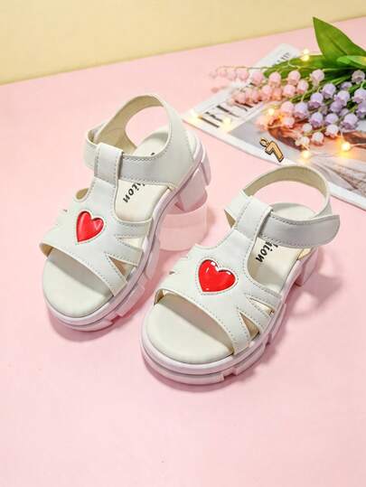 1 Pair Fashion Children's Sandals, Beige Girls' Platform Sandals With Heart Decor & Hook And Loop Design, Soft Non-Slip Durable Sole, Suitable For Banquets, Gatherings, Parties, Weddings, Vacations