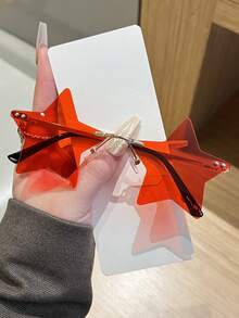1 chiếc kính thời trang không gọng Dopamine Star, kiểu dáng độc đáo, cá tính, phù hợp cho các buổi hòa nhạc, lễ hội, tiệc sinh nhật, dễ dàng thu hút mọi ánh nhìn, tạo nên những bộ trang phục độc đáo. - Nhiều màu - Xem 9