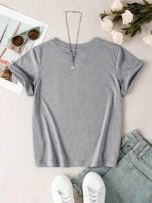 Adorable camiseta de niña con estampado de flores y vibras alegres, de manga corta y cuello redondo, perfecta para el uso casual de verano, suave y cómoda - Ceniza - Ver 4